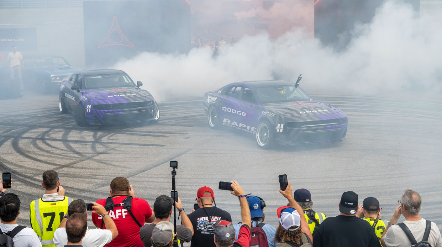 Dodge Charger Scat Packs Transformed Into 750-HP Drift Cars