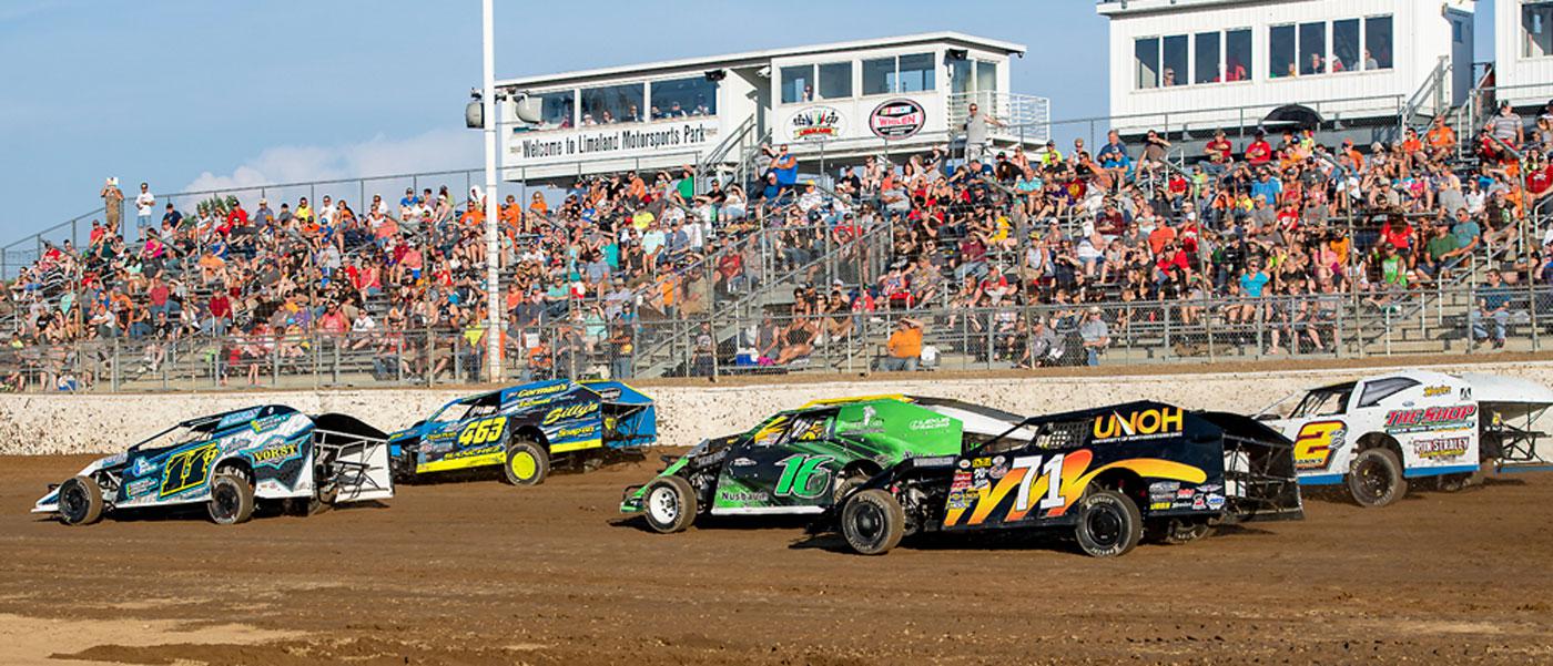 Packed grandstands at dirt track