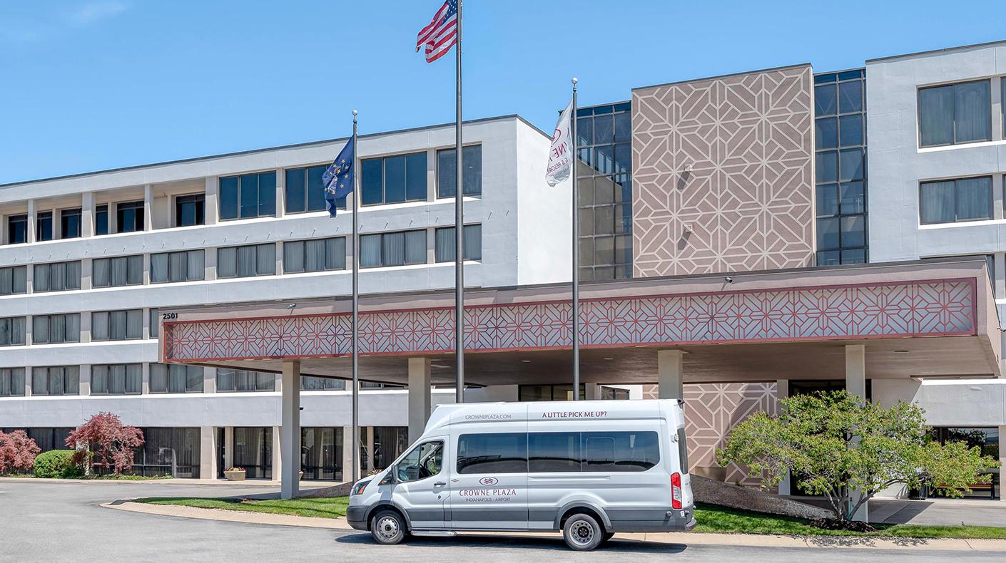 Crowne Plaza Indianapolis Airport
