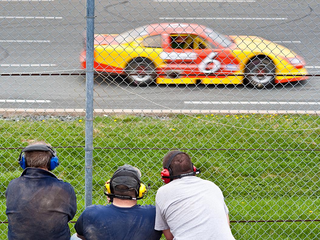 race track grassroots stock car racing Image Courtesy of Shutterstock | Matthew Jacques