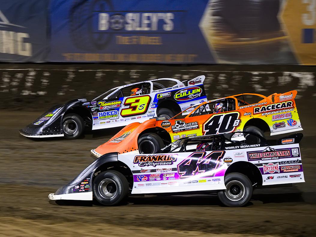 Late model dirt cars at 81 Speedway in Kansas.