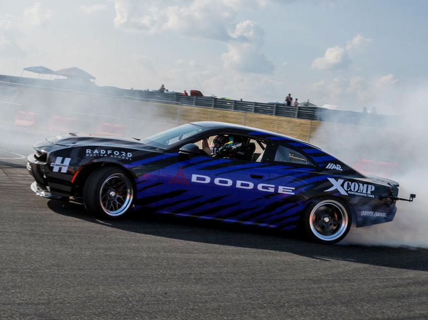 Dodge Charger Scat Packs Transformed Into 750-HP Drift Cars